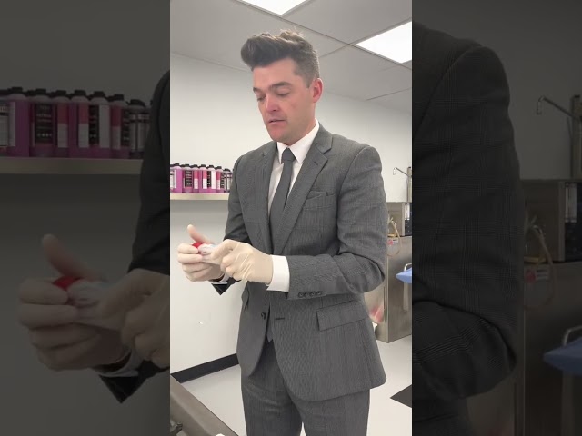 Eyes and mouth closure for Embalmers