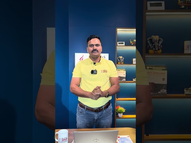Create a custom immutable class in Java: