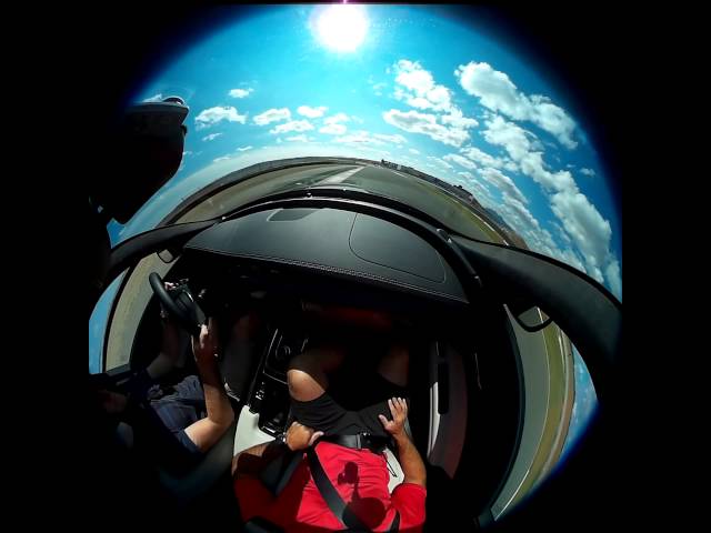 Jaguar XF VR track lap