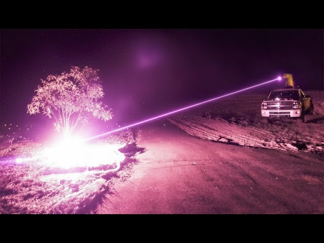 Construí un robot láser de kilovatios (corta árboles y derrite rocas)