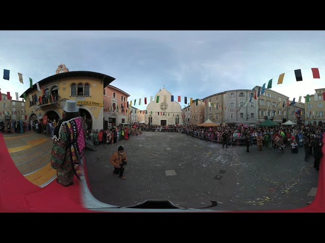 [VIDEO 360] L'apertura del 66° Carnevale muggesano a 360