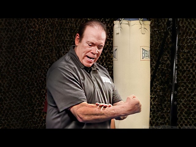 Green Beret Uses THIS 1 Move to End Fights FAST (WARNING)