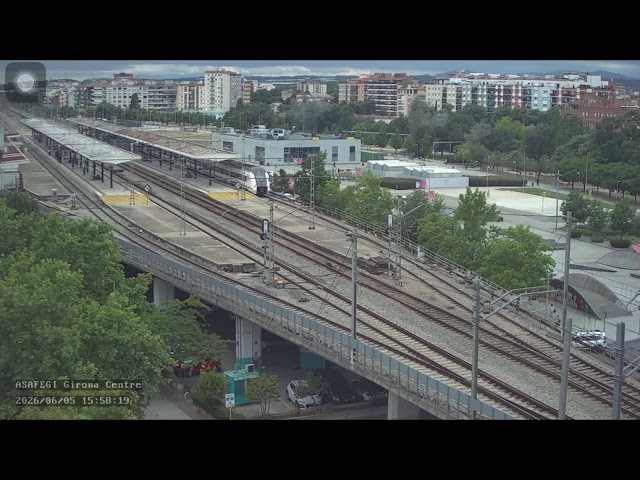 Estació de Girona 5-6-2026 pas de portacotxes Seat Martorell. @asafegi