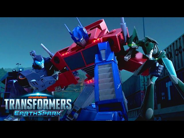 Optimus Under Control! | Transformers: EarthSpark | Animation | Transformers Official