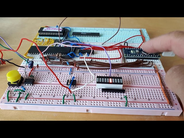 CP/M Z80 single board computer, on a solderless breadboard (PART 3)