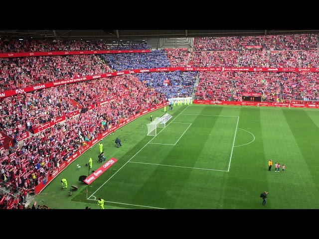 El Molinón antes de comenzar el partido R. Sporting - R. Oviedo