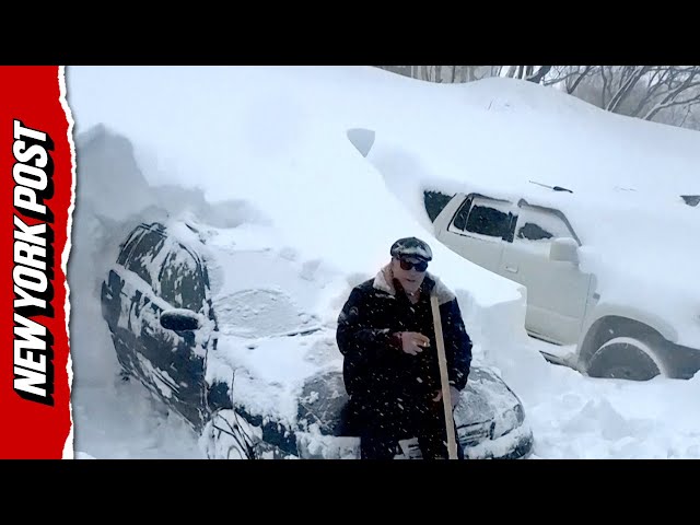 Record Snowfall Buries Russian Cities Under 7 Feet of Snow