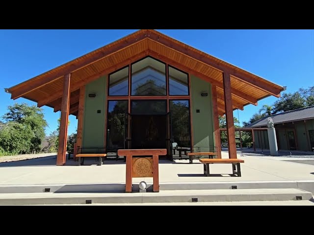 Metta Centre visits Metta Forest Monastery USA