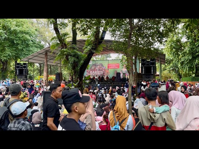 FULL OF VISITORS‼️KBS 2025 The Excitement of a Vacation to Surabaya Zoo 🦁