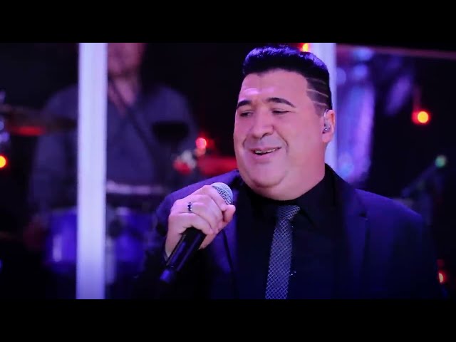 Mickey Taveras - A Pesar del Tiempo | Salsa Romántica (En Vivo)
