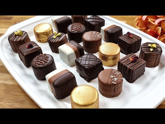 EASY Chocolate mini Cakes at Home | SIMPLE Cake Decorations Recipe