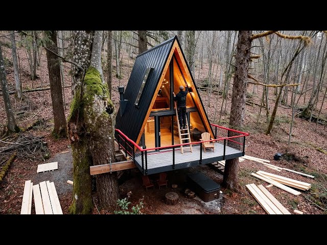 Building a Triangle-Shaped Bushcraft Cabin for Forest Living | Lesnoy Craft