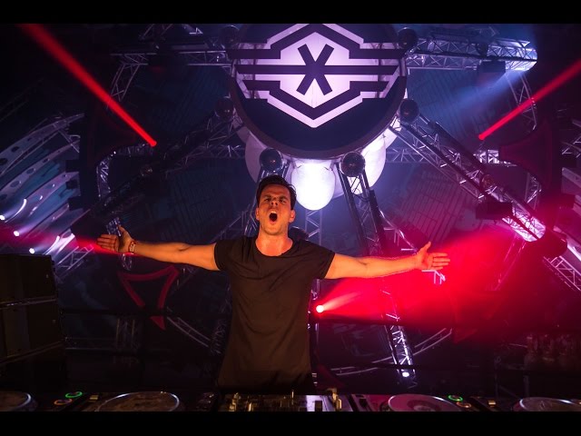 Q-BASE 2016 | Adaro