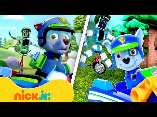 Paw Patrol | ¡Juguetes de PAW Patrol: cachorros salvan una carrera de bicicletas! (Parte 2) c/ Rocky