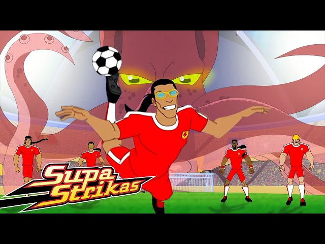 ¡North Shaw Perdido en el Mar! ¿Llegará al Partido? | Super Strikas | Súper Fútbol Dibujos Animados