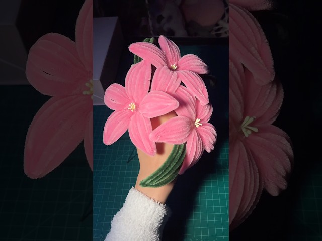 Pipe cleaners flower tutorial 🌷#diy #gift #pipecleanercrafts #craft #flowers #fyp #handmade #fun