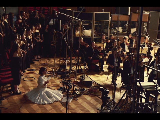 RAYE - I Know You’re Hurting. (Live at Abbey Road Studios)