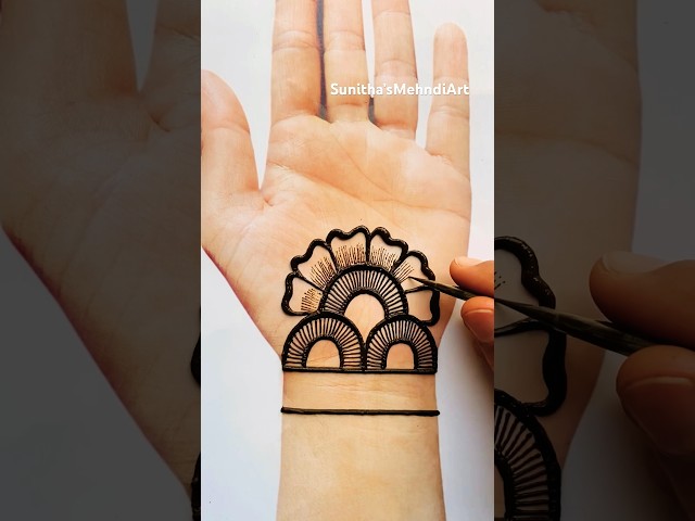Simple Easy Beautiful Front hand Arabic Mehndi Design😍♥️ #mehndi #shorts #ytshort #mehndi #viral