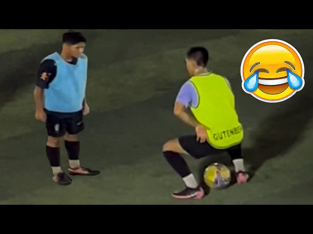 FUNNY SOCCER FOOTBALL VIDEOS - CRAZY SKILLS, GOALS, FAILS, MEMES & MORE