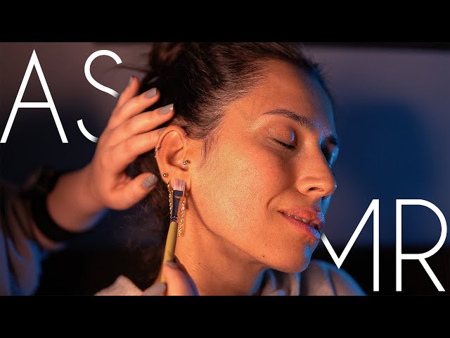 💋 Gentle ASMR Ear Touching Massage and Brushing