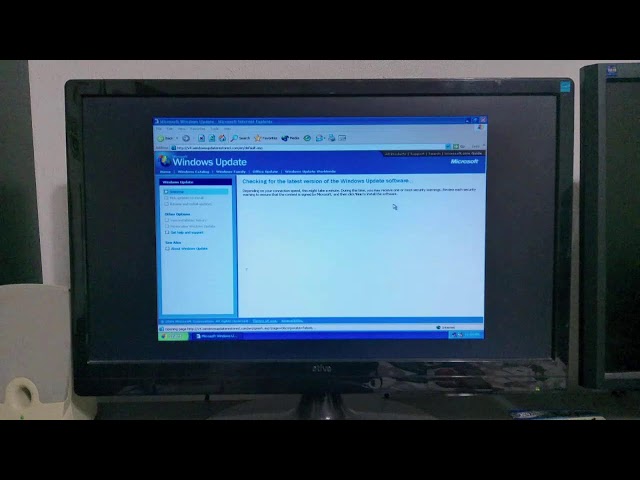 A Windows Anniversary Special ft. My HP Pavilion dv9620us laptop - LIVE Tinkering With Old Computers