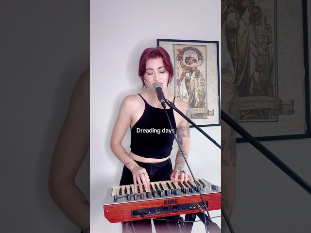 A song about existential dread🧵🪡