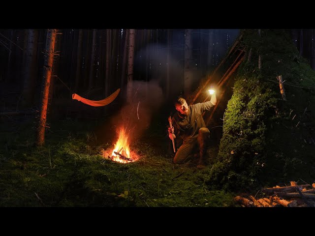 Crafting a MOSS covered Survival Shelter & Cook in Deep Forest | Solo Bushcraft
