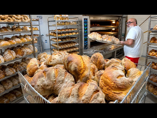Inside a Bakery Founded in 1890 Making One of Italy’s Most Ancient Breads. They start at 11PM!