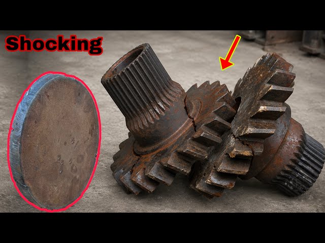 The King Of Mechanic Brought To Back in Life A Broken Truck Pinion Gear With Esteemed Process….