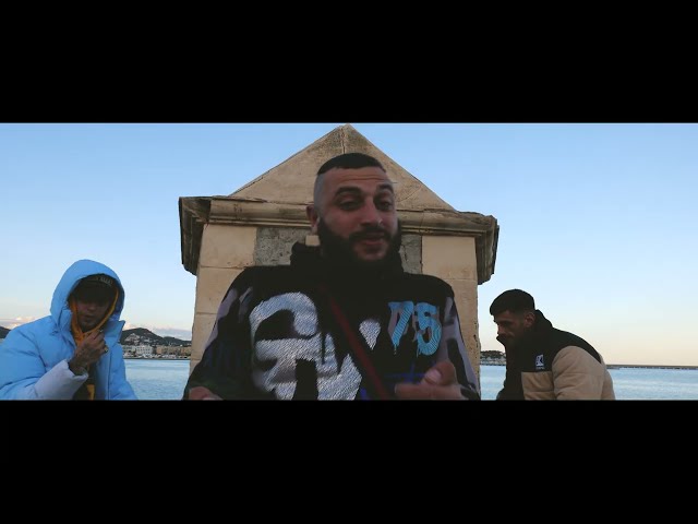 CHINES - CHICA GANGSTER