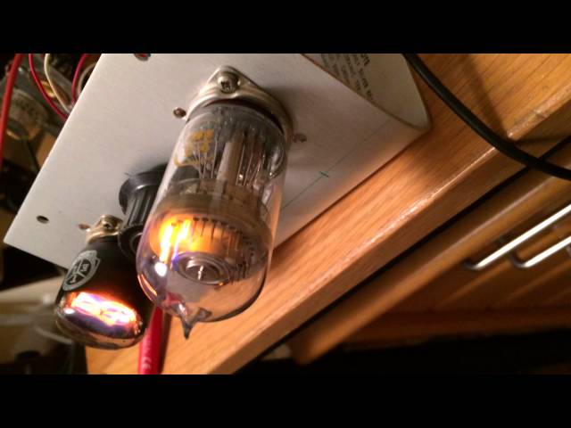 Dekatron Z573C driving a GR10K Nixie!