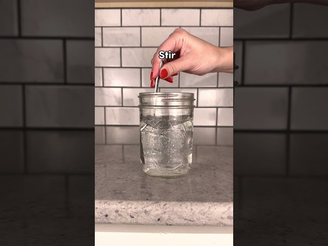 How to clean your aligners