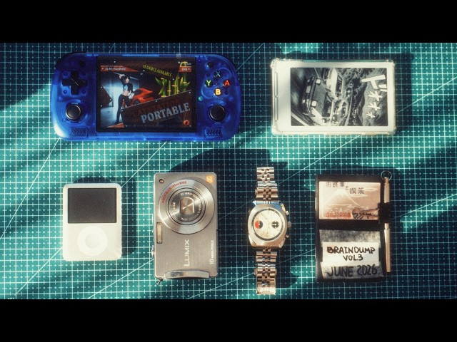 why I carry 0.5kg of retro tech instead of 1 smartphone