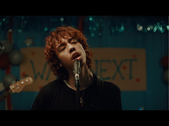 bunii  - TETHERED (Official Music Video)