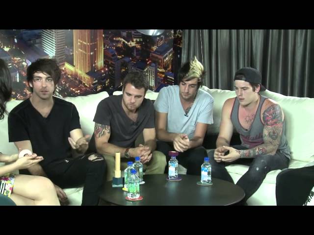 Get steamy on the LOL couch with All Time Low