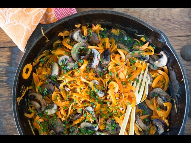 Sweetpotato Noodles with Mushrooms and Chives