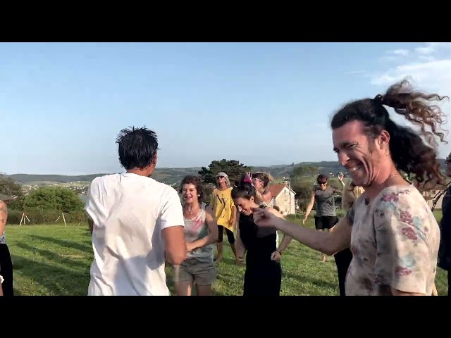 ¿Qué es una ecstatic dance? Extáticos