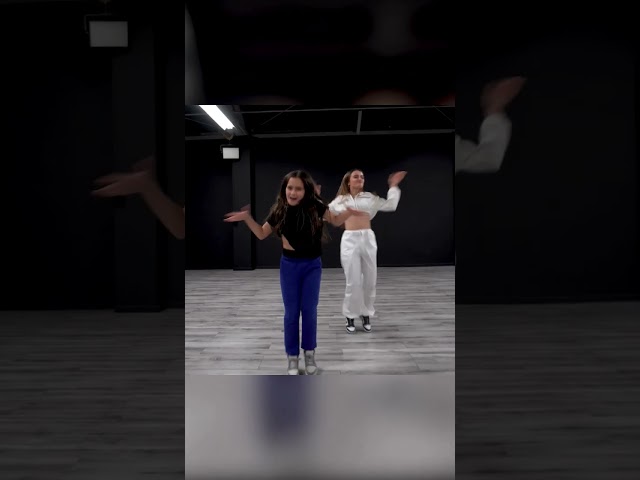 I got one less #Problem - #ArianaGrande #IggyAzalea 🎶 Check out Kelly Sweeney's dance video! 👍