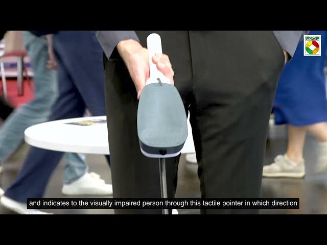 NextGuide: White cane with directional guide