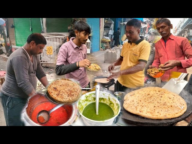 Two Brothers Selling Aloo Paratha In Kolkata । Price ₹ 15/- Only । Indian Street Food