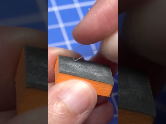 How to make glass windows for scale models #scalemodel #weathering #diorama