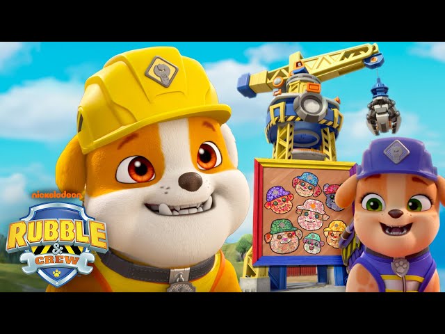 Rubble & Mix Construct a Family Portrait! w/ Charger & Wheeler | Rubble & Crew