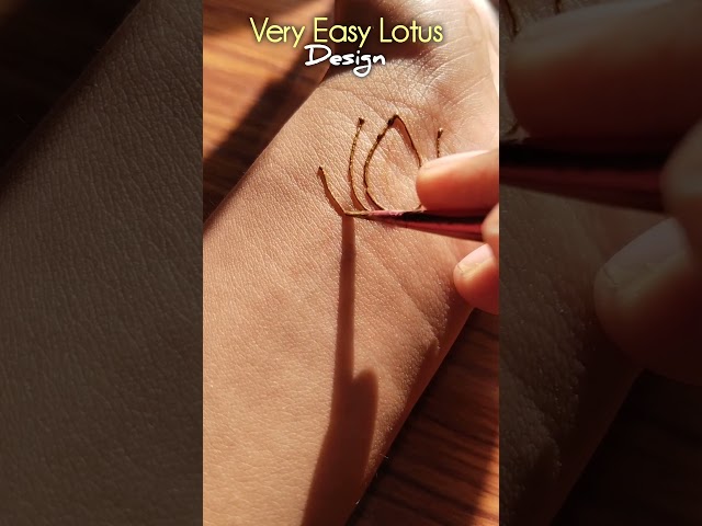 Easy Lotus hack 🌸✨ #mehndi #hennatatto #mehndi #henna