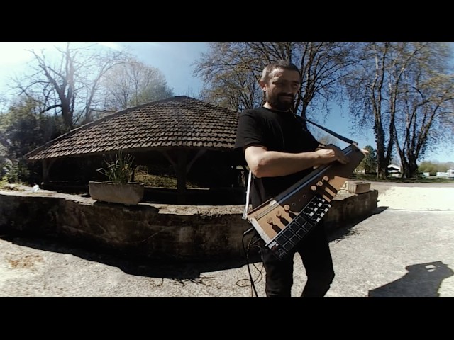 the two troubadours #fontaine