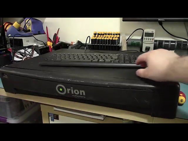 Desmontaje de la Orion Microsystems DT-12 (alias: la computadora 12 en 1)