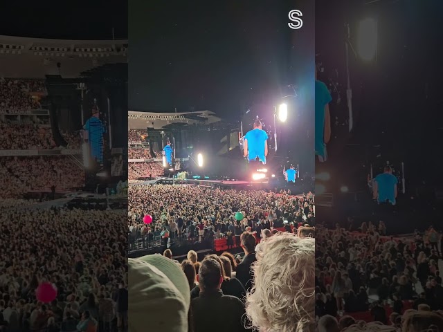 ‘Will has been arrested’: Coldplay pokes fun at NZ customs | Stuff.co.nz #coldplay #auckland