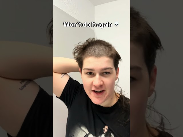 was afraid that it’d make my face look more feminine but this was so worth it 🤠#haircut#trans #ftm