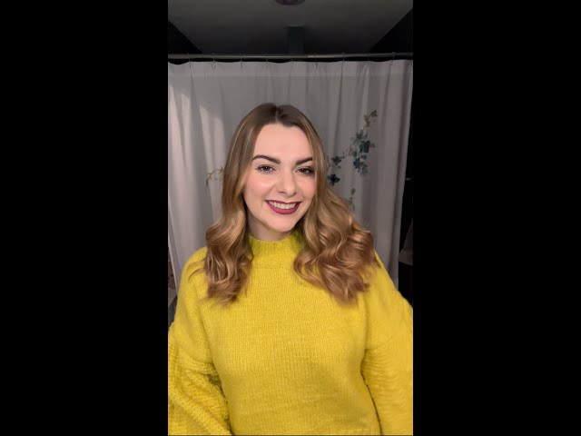 HOW TO use your straightener to get loose waves!