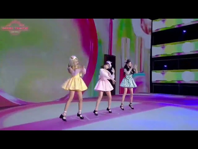 kim chaewon lallalalla heundeulheundeul son heundeulgo ne mogsoriga swil ttaekkaji sori jilleo