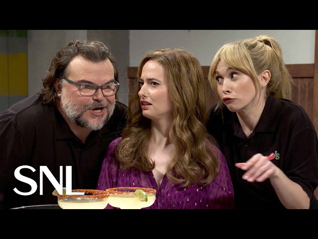 Chili's Waitress - SNL